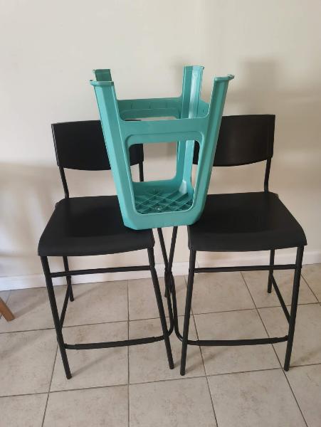 [Thumb - 3chairs.jpeg]